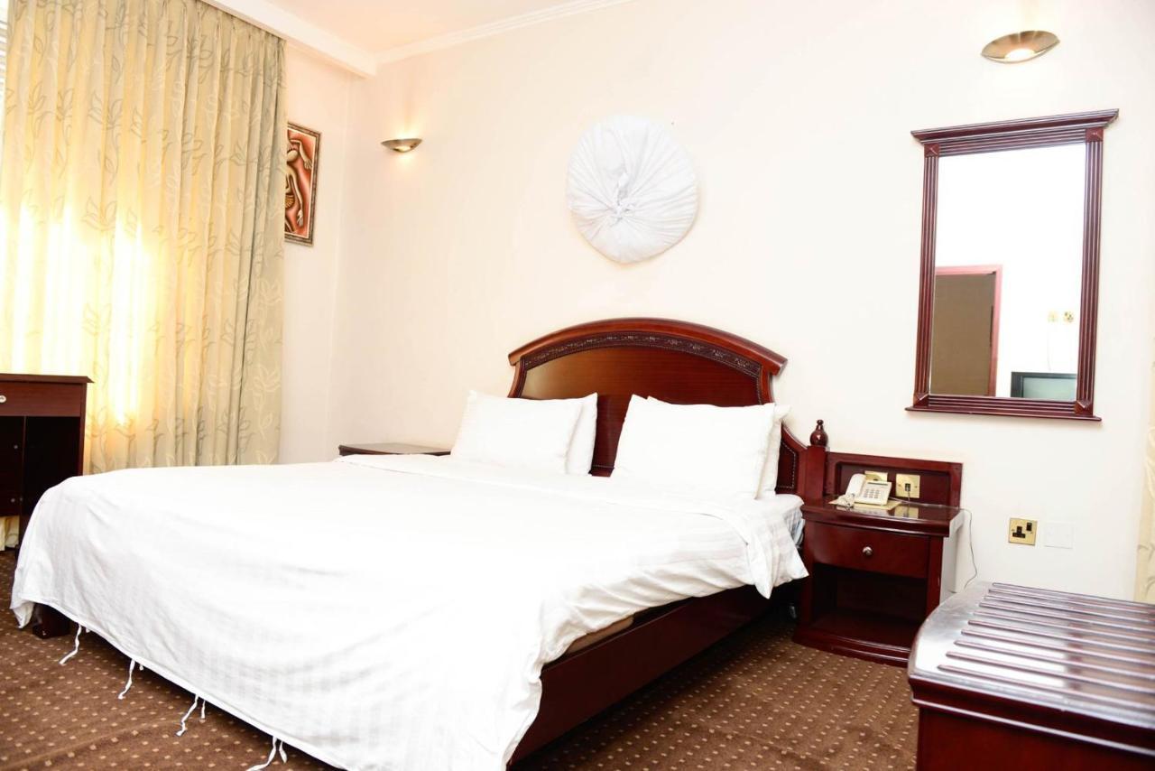 Room In Bb - Enjoy You Vacation Wail Staying In This Single Room Fit For 2 People Kigali Exterior foto